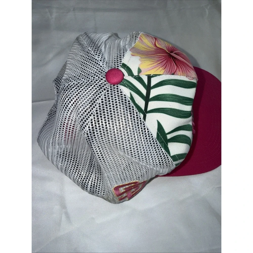 NWOT San Diego Padres Spring Training Tropical/Flowers Hat For Women 47 Brand